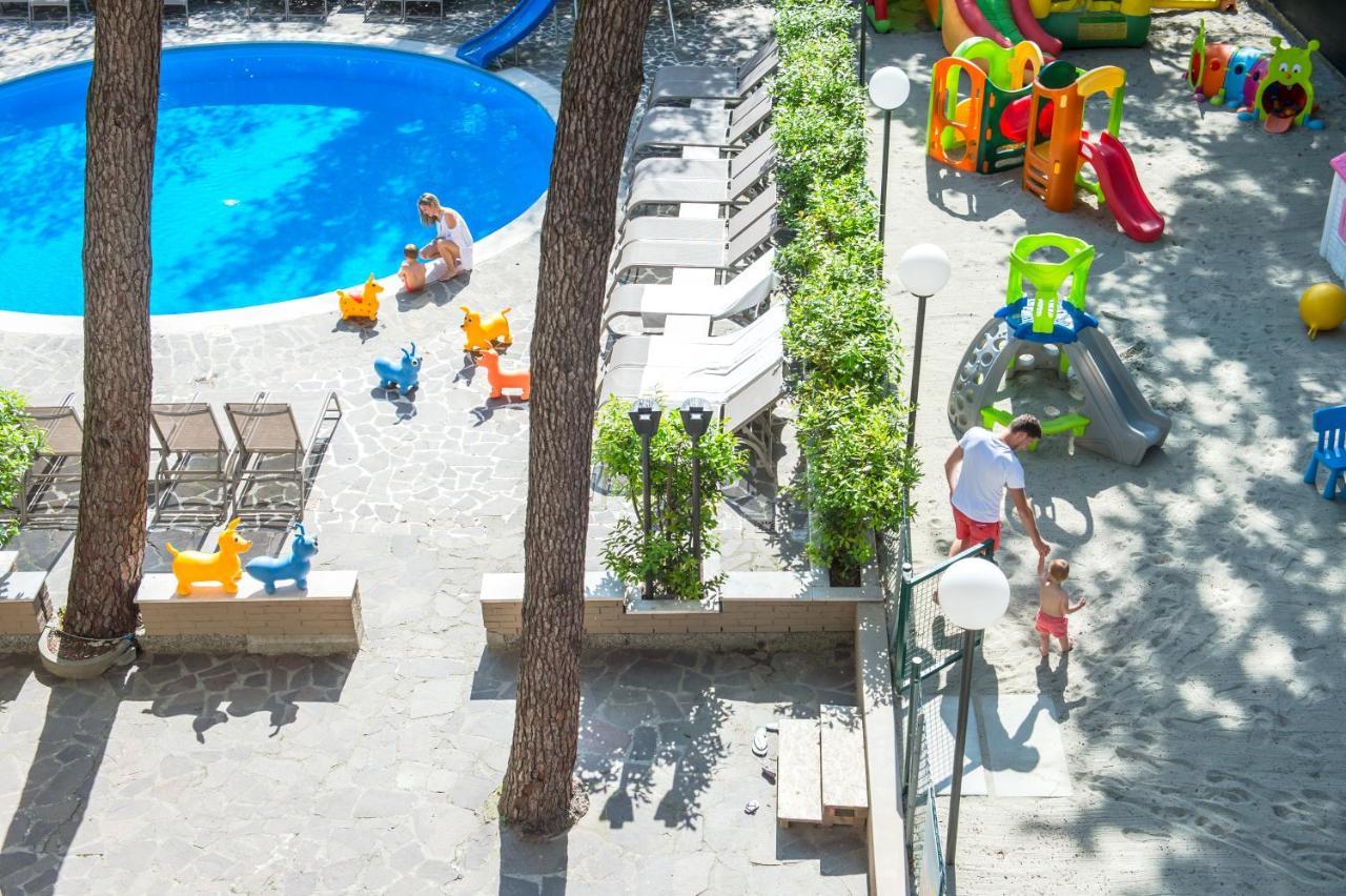 Meridiana Family & Nature Hotel مارينا روميا المظهر الخارجي الصورة