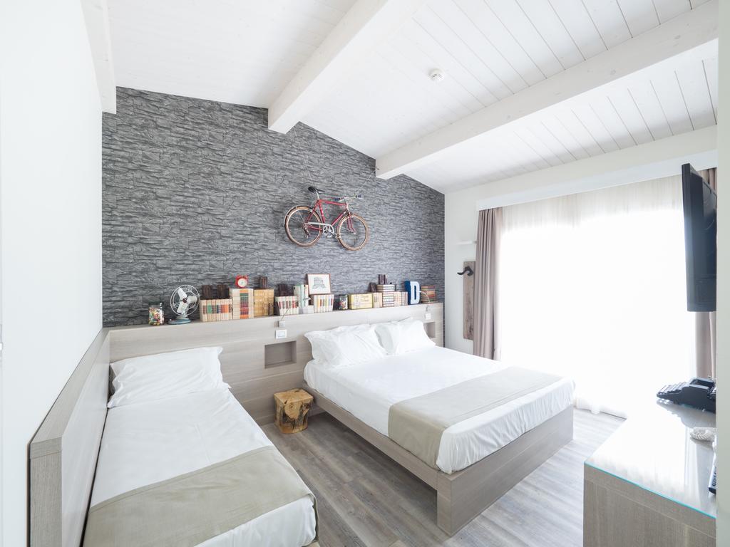 Meridiana Family & Nature Hotel مارينا روميا الغرفة الصورة