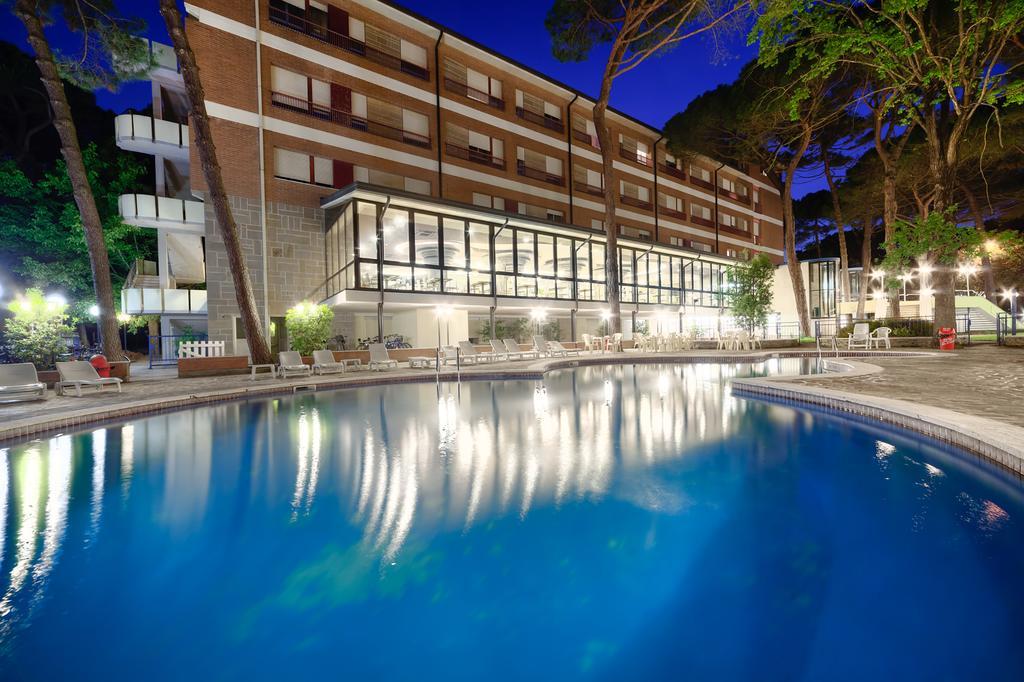 Meridiana Family & Nature Hotel مارينا روميا المظهر الخارجي الصورة